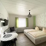 Pensión Landgasthof Kanz 3*
